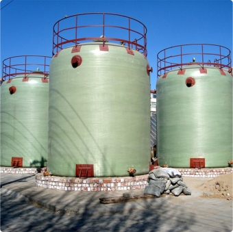 玻璃鋼儲(chǔ)存罐
